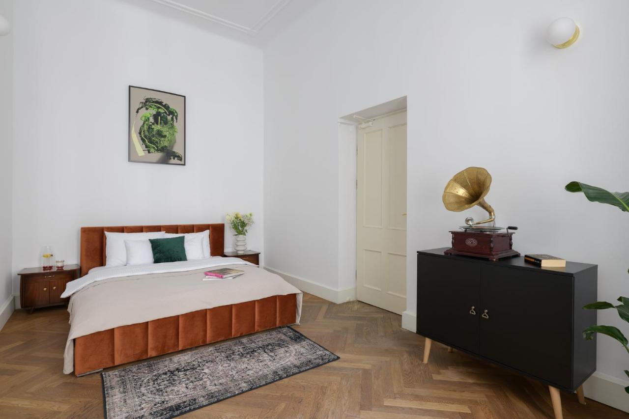 Oomph Koszyki Luxurious Apartments 바르샤바 외부 사진
