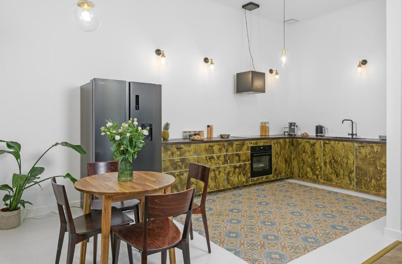 Oomph Koszyki Luxurious Apartments 바르샤바 외부 사진